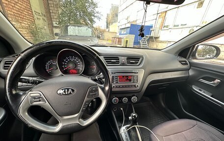KIA Rio III рестайлинг, 2015 год, 1 000 000 рублей, 2 фотография