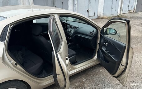 KIA Rio III рестайлинг, 2015 год, 1 000 000 рублей, 14 фотография