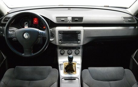 Volkswagen Passat B6, 2006 год, 400 000 рублей, 14 фотография