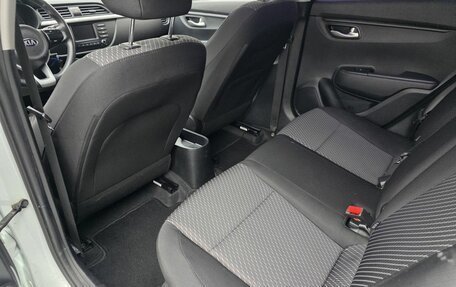 KIA Rio IV, 2018 год, 1 050 000 рублей, 10 фотография