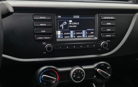 KIA Rio IV, 2018 год, 1 050 000 рублей, 13 фотография