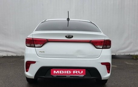 KIA Rio IV, 2018 год, 1 050 000 рублей, 6 фотография