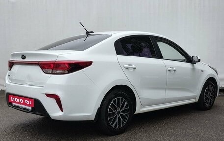 KIA Rio IV, 2018 год, 1 050 000 рублей, 5 фотография