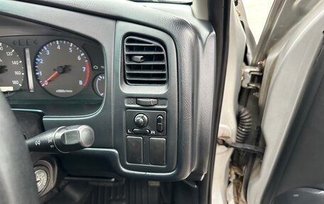 Nissan Primera II рестайлинг, 2000 год, 290 000 рублей, 24 фотография