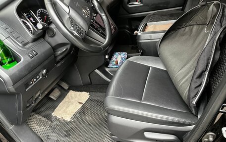 Toyota HiAce H300, 2021 год, 6 300 000 рублей, 19 фотография