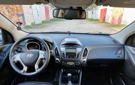 Hyundai ix35 I рестайлинг, 2012 год, 935 000 рублей, 11 фотография