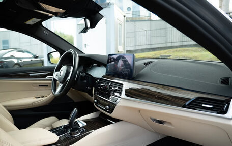 BMW 5 серия, 2022 год, 5 490 000 рублей, 12 фотография