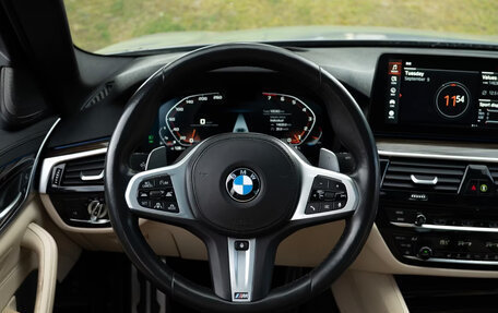 BMW 5 серия, 2022 год, 5 490 000 рублей, 15 фотография