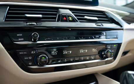 BMW 5 серия, 2022 год, 5 490 000 рублей, 21 фотография