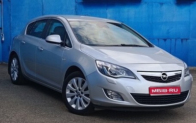 Opel Astra J, 2010 год, 670 000 рублей, 1 фотография