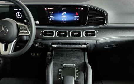 Mercedes-Benz GLS, 2022 год, 12 993 000 рублей, 11 фотография
