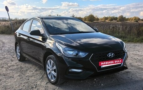 Hyundai Solaris II рестайлинг, 2017 год, 1 200 000 рублей, 13 фотография