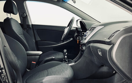 Hyundai Solaris II рестайлинг, 2016 год, 850 000 рублей, 16 фотография