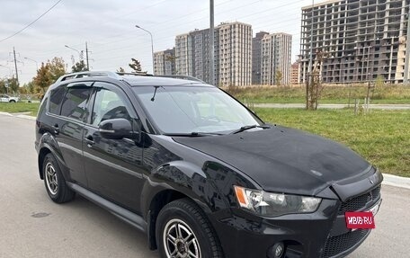 Mitsubishi Outlander III рестайлинг 3, 2010 год, 625 000 рублей, 3 фотография