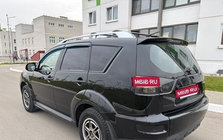 Mitsubishi Outlander III рестайлинг 3, 2010 год, 625 000 рублей, 7 фотография