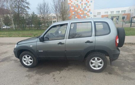 Chevrolet Niva I рестайлинг, 2013 год, 700 000 рублей, 6 фотография