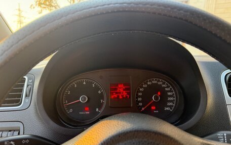 Volkswagen Polo VI (EU Market), 2013 год, 920 000 рублей, 15 фотография