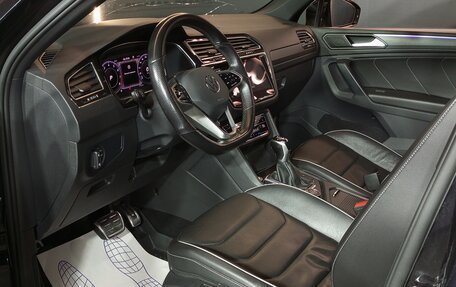 Volkswagen Tiguan II, 2021 год, 4 400 000 рублей, 7 фотография