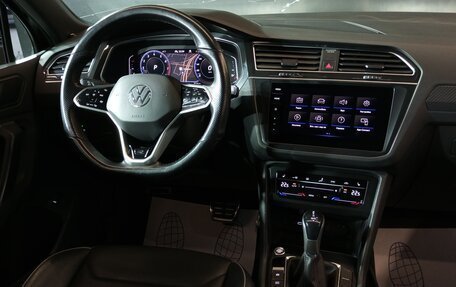Volkswagen Tiguan II, 2021 год, 4 400 000 рублей, 10 фотография
