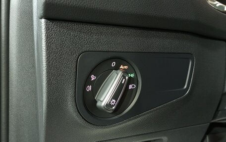 Volkswagen Tiguan II, 2021 год, 4 400 000 рублей, 15 фотография