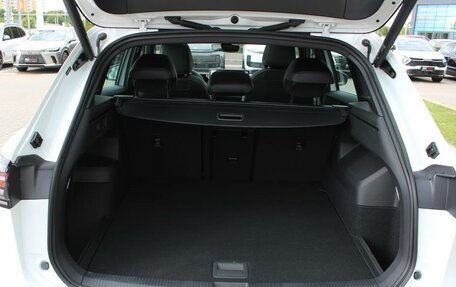 Volkswagen Tiguan, 2025 год, 5 000 000 рублей, 29 фотография