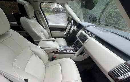 Land Rover Range Rover IV рестайлинг, 2018 год, 5 650 000 рублей, 12 фотография