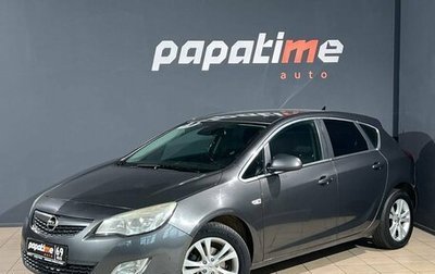 Opel Astra J, 2011 год, 680 000 рублей, 1 фотография
