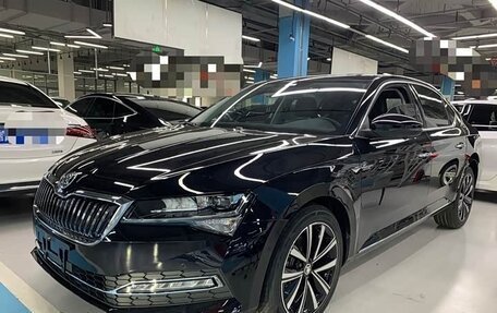 Skoda Superb, 2025 год, 2 840 000 рублей, 6 фотография