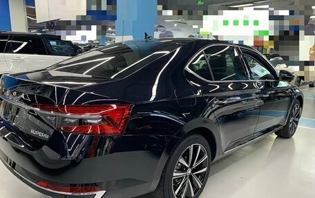 Skoda Superb, 2025 год, 2 840 000 рублей, 5 фотография