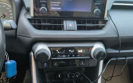 Toyota RAV4, 2020 год, 3 080 000 рублей, 9 фотография