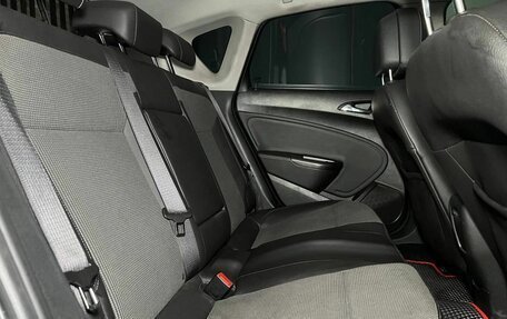 Opel Astra J, 2011 год, 680 000 рублей, 9 фотография