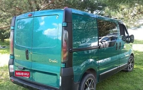 Renault Trafic, 2004 год, 1 600 000 рублей, 5 фотография