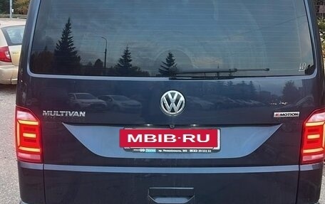 Volkswagen Multivan T6 рестайлинг, 2018 год, 5 699 000 рублей, 5 фотография