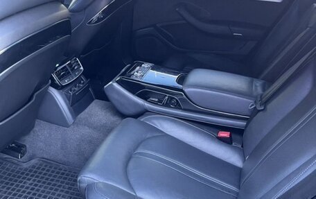 Audi A8, 2013 год, 2 050 000 рублей, 17 фотография