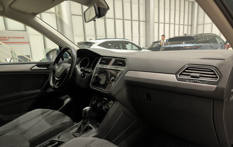 Volkswagen Tiguan II, 2020 год, 2 250 000 рублей, 15 фотография