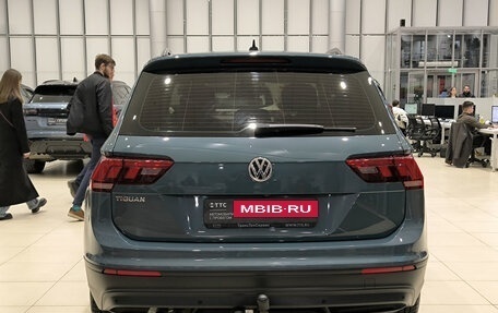 Volkswagen Tiguan II, 2020 год, 2 250 000 рублей, 10 фотография
