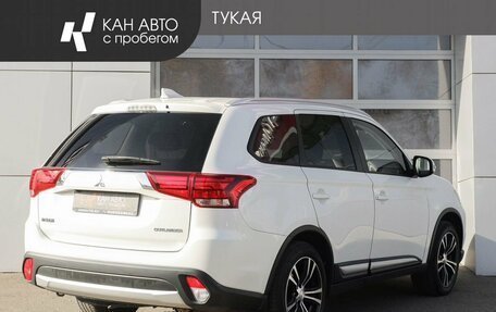 Mitsubishi Outlander III рестайлинг 3, 2018 год, 2 149 000 рублей, 2 фотография