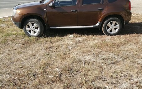 Renault Duster I рестайлинг, 2013 год, 715 000 рублей, 2 фотография