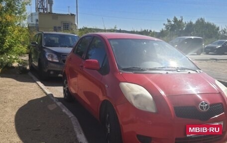 Toyota Yaris III рестайлинг, 2006 год, 600 000 рублей, 4 фотография