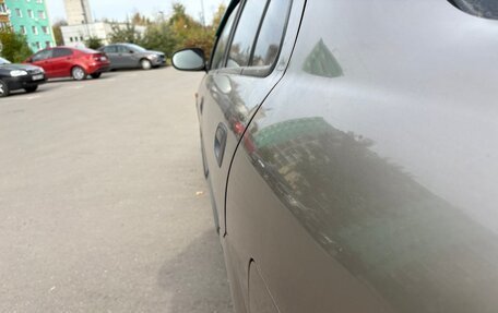 Nissan Almera, 2005 год, 325 000 рублей, 18 фотография