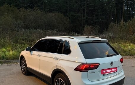 Volkswagen Tiguan II, 2019 год, 2 550 000 рублей, 2 фотография