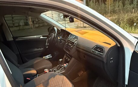 Volkswagen Tiguan II, 2019 год, 2 550 000 рублей, 6 фотография