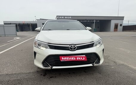 Toyota Camry, 2016 год, 2 100 000 рублей, 1 фотография