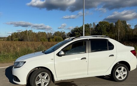 Renault Logan II, 2017 год, 615 000 рублей, 4 фотография