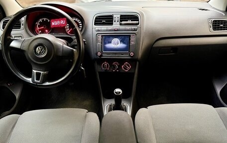 Volkswagen Polo VI (EU Market), 2012 год, 820 000 рублей, 5 фотография