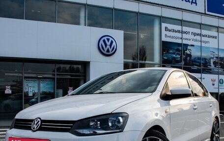 Volkswagen Polo VI (EU Market), 2012 год, 820 000 рублей, 2 фотография