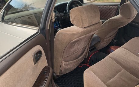 Toyota Mark II VIII (X100), 1993 год, 450 000 рублей, 7 фотография