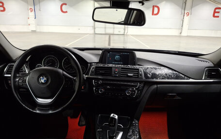 BMW 3 серия, 2018 год, 2 100 000 рублей, 18 фотография
