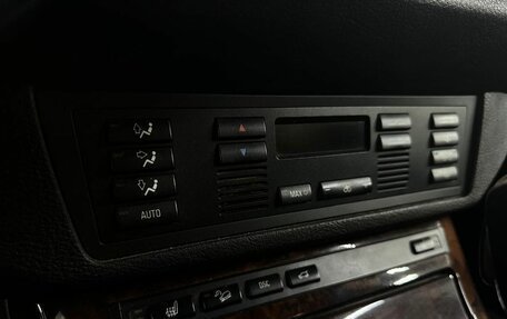 BMW X5, 2002 год, 819 900 рублей, 18 фотография