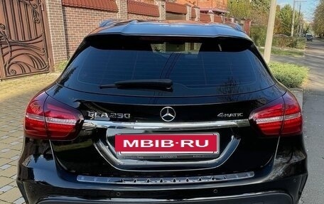 Mercedes-Benz GLA, 2019 год, 3 500 000 рублей, 10 фотография